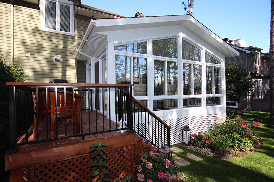 4 Seasons Sunroom with cathedral roof