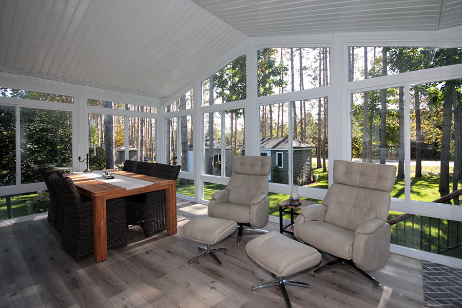 4 Seasons Sunroom with cathedral roof